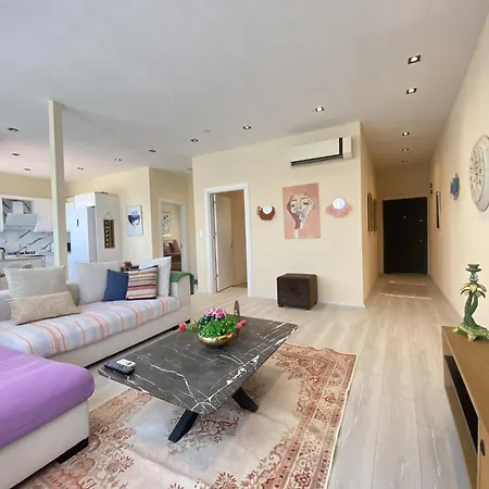아파트 Stylish 2br Lagoon Views *