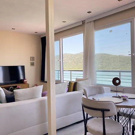 아파트 Stylish 2br Lagoon Views