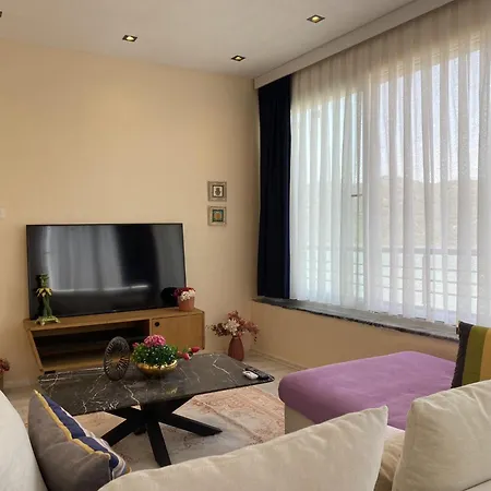 Stylish 2br Lagoon Views Bogazici